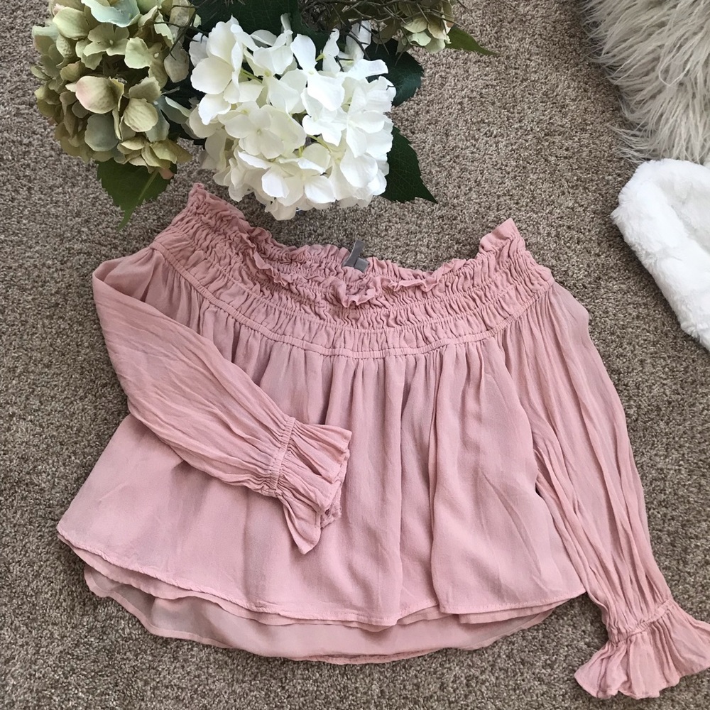 🌸🌸ASOS off the Shoulder Boho Top🌸